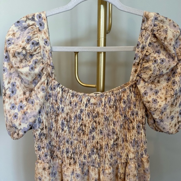 6/$20 H&M Textured Knit Dress in Cream and Tan with smocking NWT Large - Picture 2 of 8